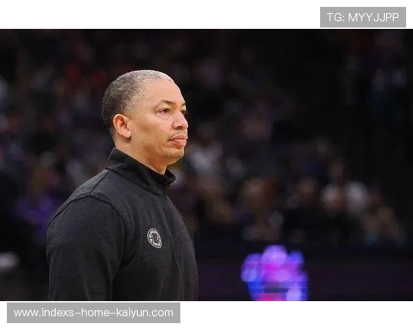 快船战术由助教画？泰伦卢信任危机全面爆发